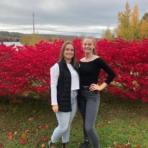 Meet your Posher, Lauren